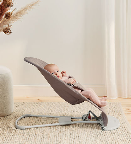 BabyBjörn Liegestuhl - Bliss - Petal gesteppt - Sandgrau