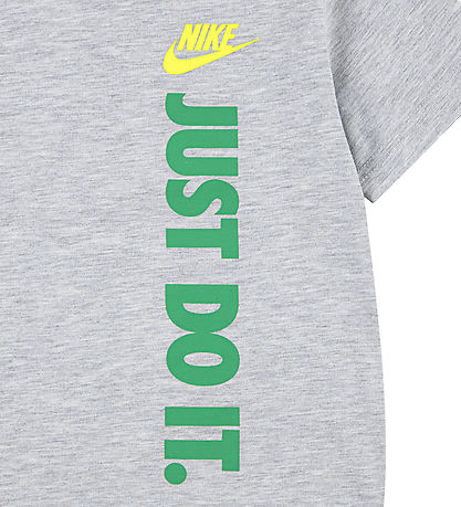Nike Shorts Set - T-shirt/Shorts - Stage Green