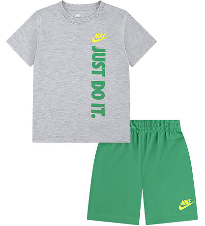 Nike Shorts Set - T-shirt/Shorts - Stage Green