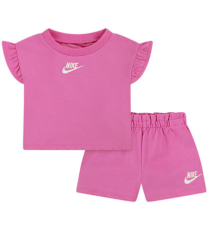 Nike Shorts Set - Top/Shorts - Playful Pink
