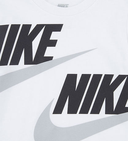 Nike Shorts Set - T-Shirt/Shorts - Carbon Heather