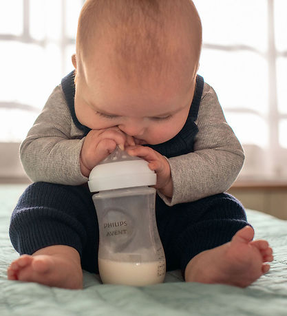 Philips Avent Feeding Bottle - Natural Response - 260 mL - Ready