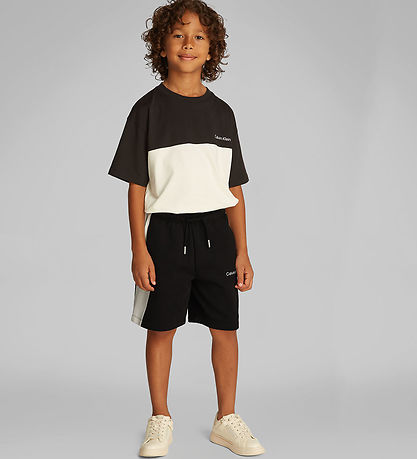 Calvin Klein Shorts - Fargeblokk - CK Black