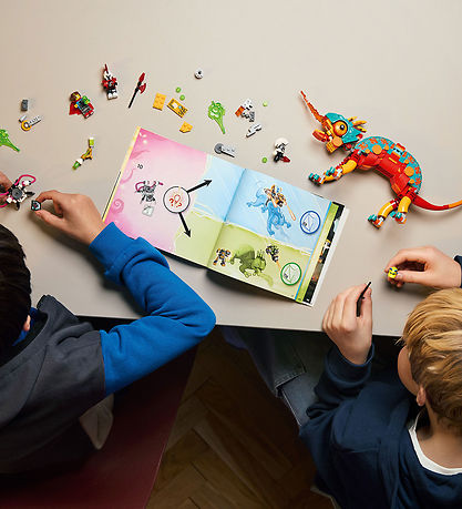 LEGO® DREAMZzz - Mateo's Fire Chameleon 71492 - 443 Parts