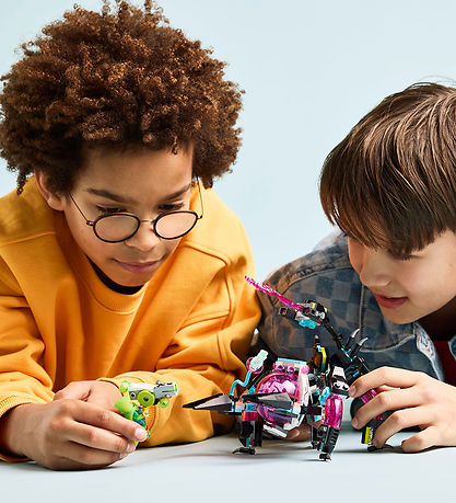 LEGO® DREAMZzz - Mateo vs. Cyber Brain Mech 71495 - 368 Parts