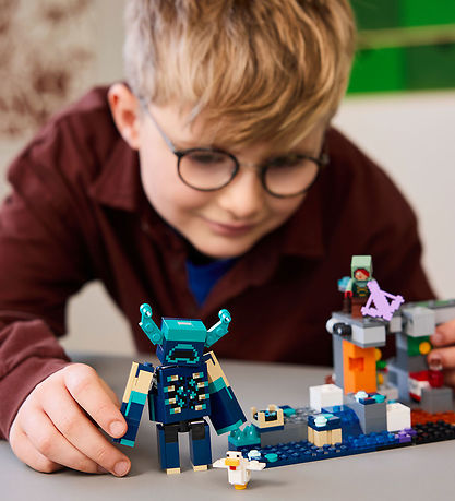 LEGO® Minecraft - The Warden Encounter 21274 - 238 Parts