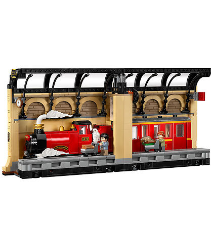 LEGO® Harry Potter - Book Niche: Hogwarts™ Express 76450