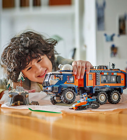 LEGO® City - Polar researchers' Mobile Laboratory... 60471 - 106