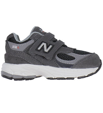 New Balance Skór - 2002 - Black Sement/Castlerrock