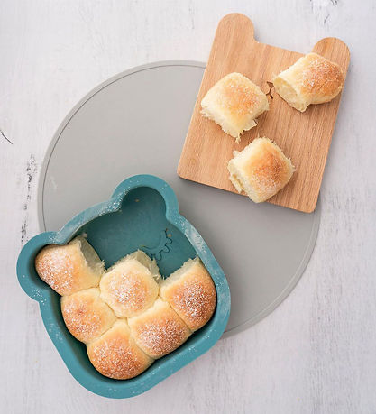 We Might Be Tiny Cake pan - Silicone - Blue Tassel