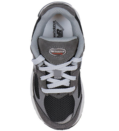 New Balance Skór - 2002 - Black Sement/Castlerrock