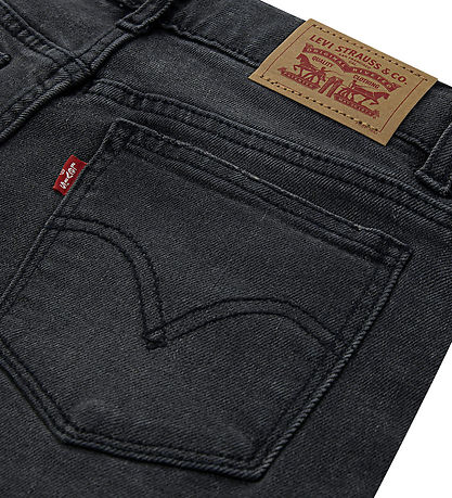Levis Farkut - Leveä jalka - Toivota minulle onnea