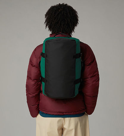 The North Face Travel Bag - XS Base Camp Duffel - 31 L - Evergre