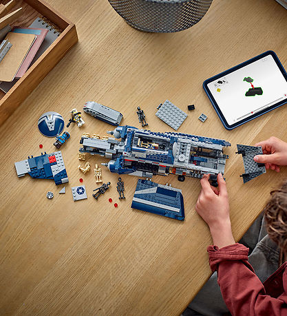 LEGO® Star Wars - Orrustan við Felucia 75435 - 976 Partar