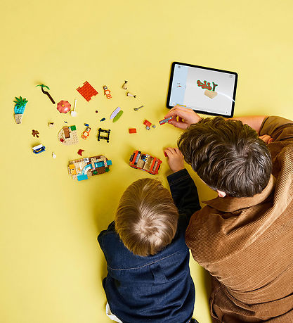 LEGO® Bluey - Ferð Bluey til Ströndinni 11202 - 133 Partar