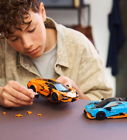 LEGO® Speed Champions - Lamborghini Revuelto And Huracán STO 772