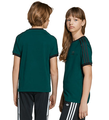 adidas Originals Stuttermabolur - Aurora Klifur M. Svart
