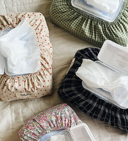 Lalaby Wet Wipes Cover - Red Dot