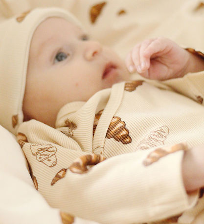 VACVAC Gift Box - Trousers w. Feet/Beanie/Bodysuit l/s - Rib - C