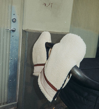 KongWalther Barnvagnshandskar - Østerbro - Teddy Creme Blockerin