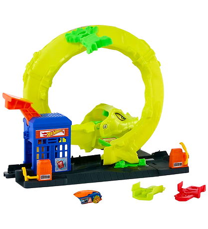 Hot Wheels Car Track - Snake Strike Attack