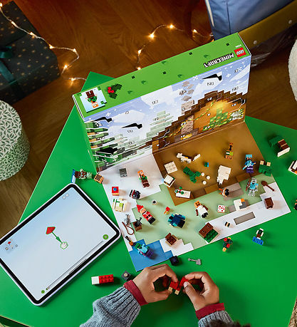 LEGO® Minecraft - Advent Calendar 2025 21280 - 300 Parts