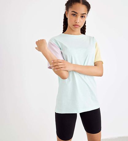 LMTD Shorts - Noos - NlfHaley - Black