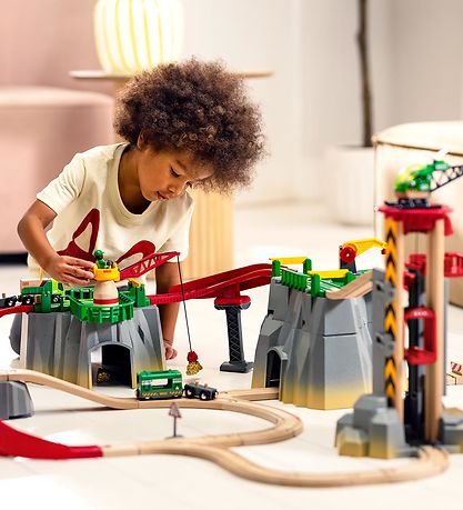 Brio mountain set deals