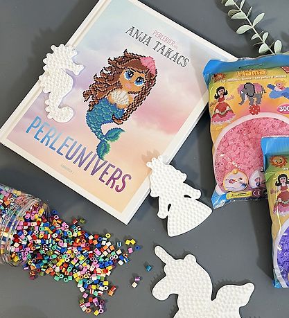 Anja Takacs Book - Pearl Universe - Danish