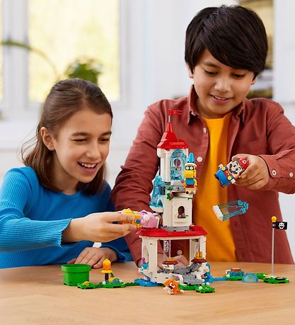 LEGO® Super Mario - Cat Peach Suit and Frozen Tower - 71407