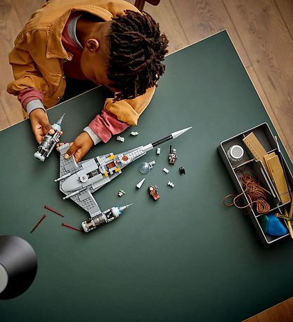 LEGO® Star Wars - The Mandalorian's N-1 Starfighter 75325 - 412 