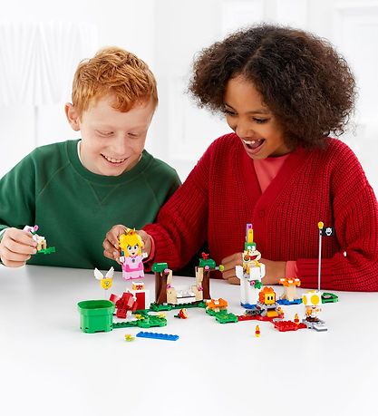 LEGO® Super Mario - Adventures with Peach Starter Course 71403 -