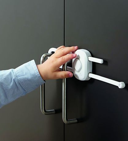 Safety 1st Cabinet Lock w. Cheat Button - White