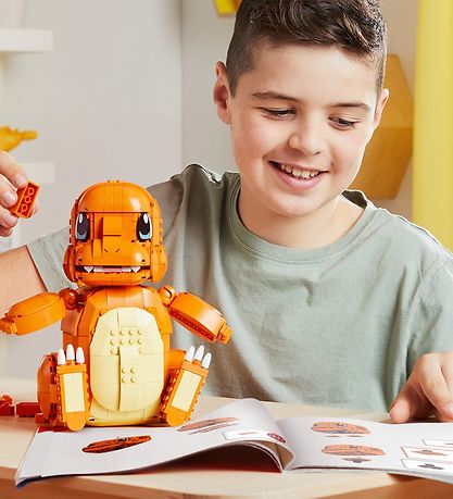 MEGA Pokemon figure - Jumbo Charmander - 750 Parts