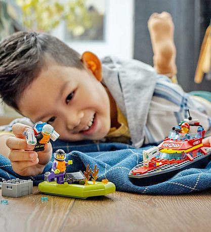 LEGO® City - Reddingsboot Brand 60373 - 144 Stenen