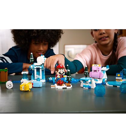 LEGO® Super Mario - Fliprus Snow Adventure Expansion Set 71417 -