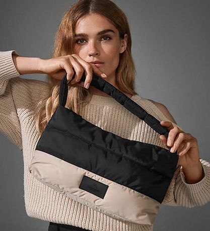 Markberg Bag - Imina MEGA Pouf - Black/Sand
