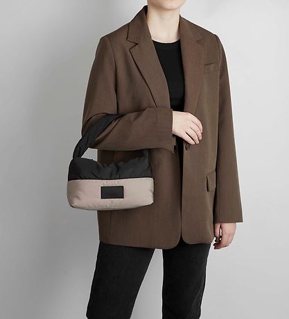 Markberg Bag - Imina MEGA Pouf - Black/Sand