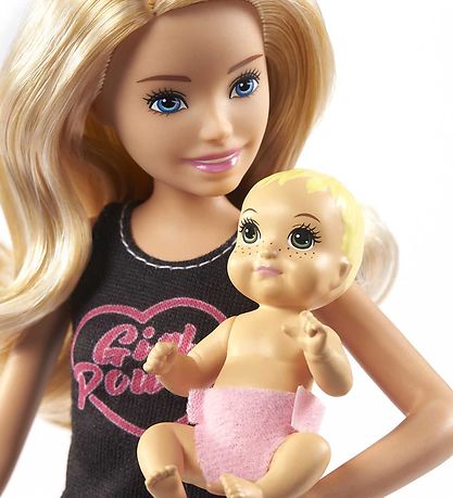 Barbie Nukkesetti - Skipper - Lastenvahti