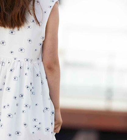 Gro Kleid - Sia - warm White