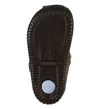 En Fant Sandaler - Lejon
