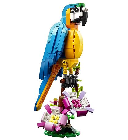 LEGO® Creator - Exotic Parrot 31136 - 3-In-1 - 253 Parts