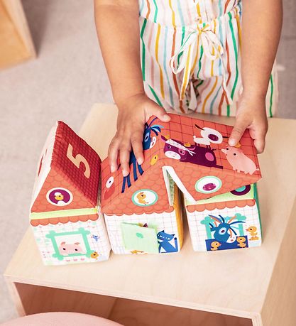 Lilliputiens Stacking Blocks - Farm House Stacking Cubes