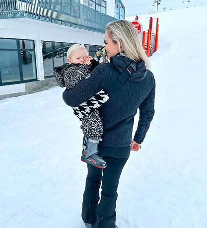 Wildride Baby Carrier - The Toddler Swing - Teddy Houndstooth