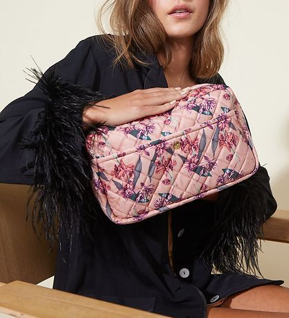 Fan Palm Toiletry Bag - Large - Quilted Velvet - Flawless Rose