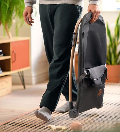 Maxi-Cosi Liegestuhl - MC Loa Beyond - Graphite Eco