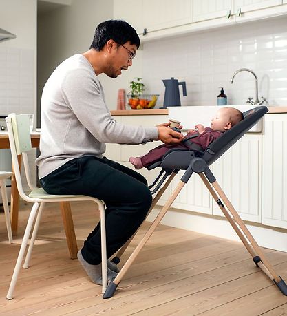 Maxi-Cosi Highchair - Ava - 63.5x85x104.5 cm - Beyond Graphite