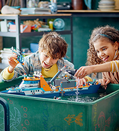 LEGO® City - Le navire d?exploration arctique 60368 - 815 Partie