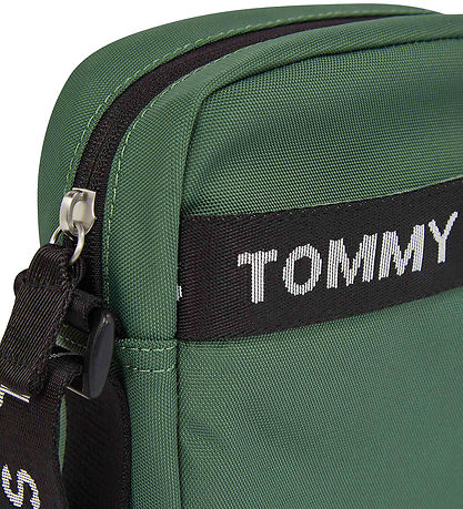 Tommy Hilfiger Hliðartaska - Essential - Urban Green
