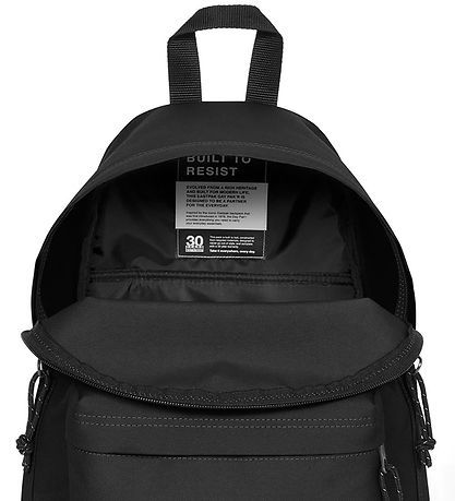Eastpak backpack canada clearance